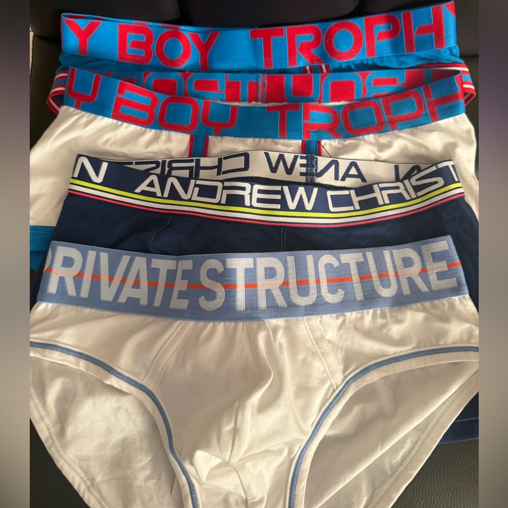 Set of 4 high end brand name Underwear - Picture 2 of 10